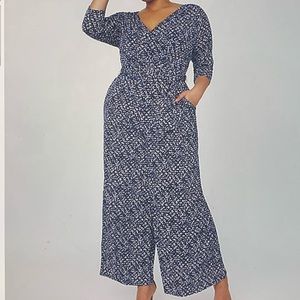 Catherines. Jumpsuit. 3/4 Sleeves. Pockets…